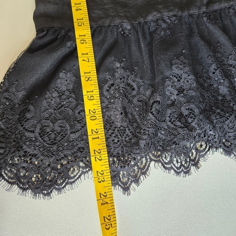 Guess Floral Embroidered Lace Peplum Top S Y2K Romantic Whimsigoth Fairygrunge - Picture 8 of 9